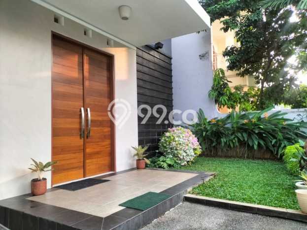 For Sale! Premium House LT 240m2 Desain Elegan di BSD Puspita Loka For Sale! Premium House LT 240m2 Desain Elegan di BSD Puspita Loka