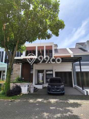 Hunian Mewah LB 170m2 Siap Huni Desain Elegan di BSD Green Wich, Tangerang Hunian Mewah LB 170m2 Siap Huni Desain Elegan di BSD Green Wich, Tangerang