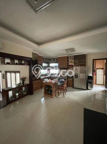 Rumah Elit Modern Tanpa Renovasi di BSD City Tangerang Rumah Elit Modern Tanpa Renovasi di BSD City Tangerang