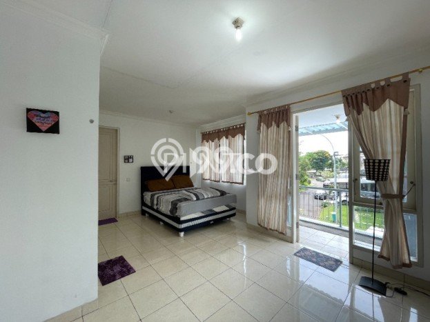 Rumah Elit Modern Siap Huni di BSD Taman Provence Tangerang Rumah Elit Modern Siap Huni di BSD Taman Provence Tangerang