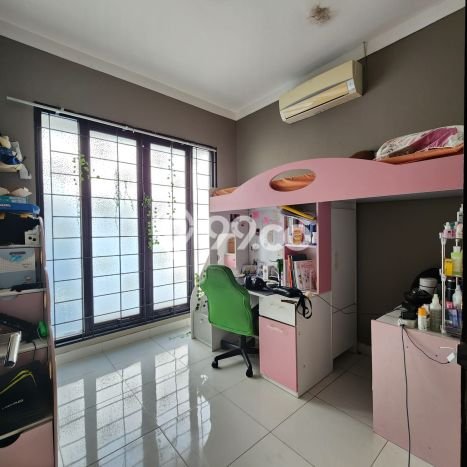 Dijual Hunian Rumah Terawat 3 KT di Graha Raya, Tangerang Dijual Hunian Rumah Terawat 3 KT di Graha Raya, Tangerang