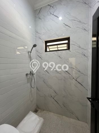 Rumah Elit Modern Tanpa Renovasi di BSD The Icon Tangerang Rumah Elit Modern Tanpa Renovasi di BSD The Icon Tangerang