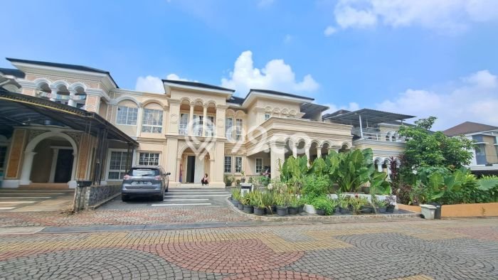Jual Rumah Mewah Elegan Dengan View Eksklusif di BSD The Green, Tangerang Jual Rumah Mewah Elegan Dengan View Eksklusif di BSD The Green, Tangerang