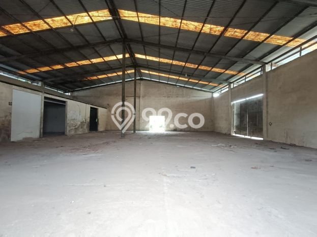 Untuk Dijual! Gudang di Bojong Sari Depok LT 2000m2 / LB 400m2 Kawasan Bisnis Untuk Dijual! Gudang di Bojong Sari Depok LT 2000m2 / LB 400m2 Kawasan Bisnis