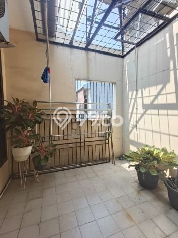 Rumah Luas Asri 3 KT Siap Huni di BSD Griya Loka Tangerang Rumah Luas Asri 3 KT Siap Huni di BSD Griya Loka Tangerang