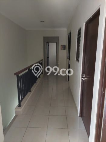 Komersial Bagus Dijual LB 142m2 Lokasi Strategis Tangerang Area Cocok untuk Bisnis Komersial Bagus Dijual LB 142m2 Lokasi Strategis Tangerang Area Cocok untuk Bisnis