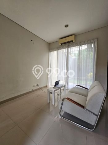 Rumah Luas Asri 2 KT Siap Pakai di BSD Vanya Park Tangerang Rumah Luas Asri 2 KT Siap Pakai di BSD Vanya Park Tangerang