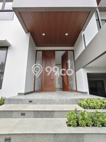 Rumah Luxury Modern Tanpa Renovasi di BSD Delatinos Tangerang Rumah Luxury Modern Tanpa Renovasi di BSD Delatinos Tangerang