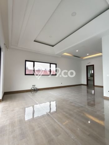 Rumah Luxury Modern Tanpa Renovasi di BSD Delatinos Tangerang Rumah Luxury Modern Tanpa Renovasi di BSD Delatinos Tangerang