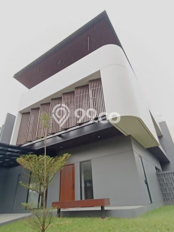 Hunian Elit LB 280m2 Siap Pakai Desain Elegan di BSD, Tangerang Hunian Elit LB 280m2 Siap Pakai Desain Elegan di BSD, Tangerang