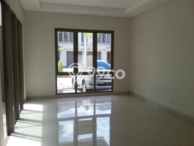 Rumah Elit LB 165m2 Siap Pakai Desain Elegan di BSD Green Wich, Tangerang Rumah Elit LB 165m2 Siap Pakai Desain Elegan di BSD Green Wich, Tangerang