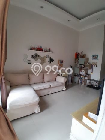 Rumah Modern 2 KT di BSD Nusaloka Tangerang Semi Furnished Rumah Modern 2 KT di BSD Nusaloka Tangerang Semi Furnished