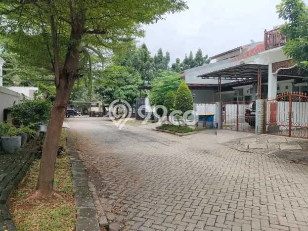 Lahan Kosong Dijual di Tangerang Selatan dengan Area 352m2 Lahan Kosong Dijual di Tangerang Selatan dengan Area 352m2