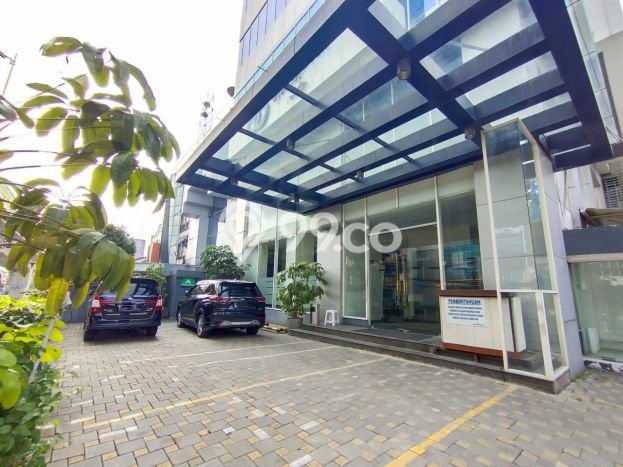 Kantor Bagus LT 570m2 LB 2884m2 Dijual di Kebayoran Baru Jakarta Selatan Kantor Bagus LT 570m2 LB 2884m2 Dijual di Kebayoran Baru Jakarta Selatan