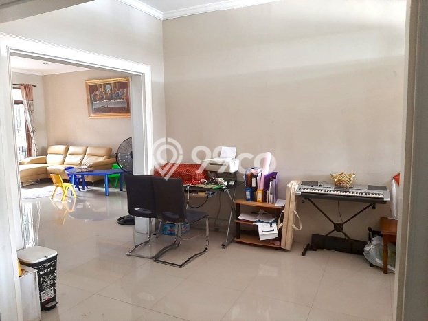 For Sale! Premium House LT 190m2 Desain Elegan di Modernland For Sale! Premium House LT 190m2 Desain Elegan di Modernland