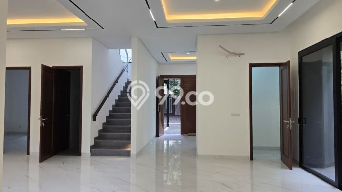For Sale! Luxury House LT 234m2 Desain Elegan di BSD Foresta For Sale! Luxury House LT 234m2 Desain Elegan di BSD Foresta