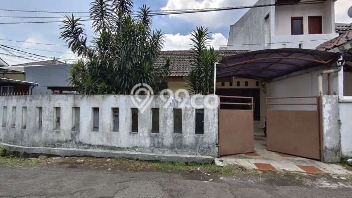 Sewa Rumah Murah di BSD Griya Loka Tangerang dengan 3 Kamar Tidur Sewa Rumah Murah di BSD Griya Loka Tangerang dengan 3 Kamar Tidur