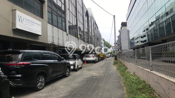 Ruko Dijual di Jakarta Pusat LT 60m2 & LB 240m2 Lokasi Terbaik! Ruko Dijual di Jakarta Pusat LT 60m2 & LB 240m2 Lokasi Terbaik!