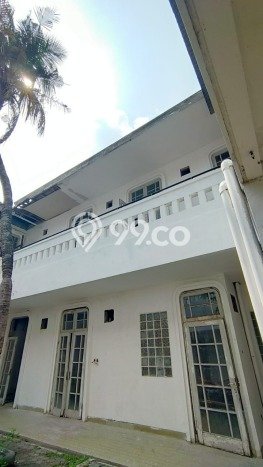 Siap Huni Rumah Mewah 0 Kamar di Menteng Dekat ke Mana Pun Siap Huni Rumah Mewah 0 Kamar di Menteng Dekat ke Mana Pun