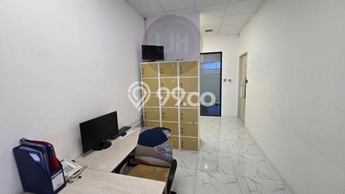 Unit Kantor Dijual di Kelapa Gading Jakarta Utara Luas Tanah 68m2, Luas Bangunan 68m2 Unit Kantor Dijual di Kelapa Gading Jakarta Utara Luas Tanah 68m2, Luas Bangunan 68m2