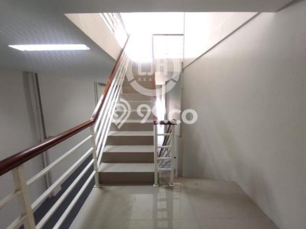 Gudang Disewakan di Pulo Gadung, Luas 144m², Lokasi Komersial, Jalan Strategis Gudang Disewakan di Pulo Gadung, Luas 144m², Lokasi Komersial, Jalan Strategis