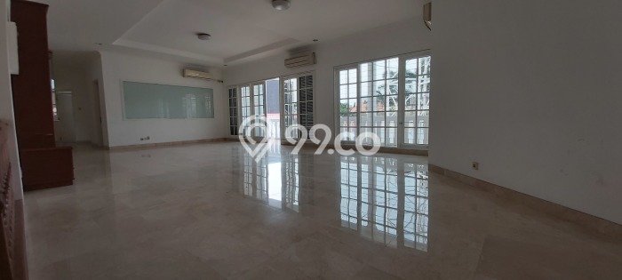 Hunian Eksklusif Siap Huni LT 1109m2 di Kebayoran Baru, Jakarta Selatan Hunian Eksklusif Siap Huni LT 1109m2 di Kebayoran Baru, Jakarta Selatan