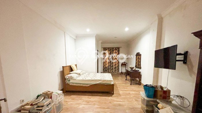 For Sale! Premium House LT 444m2 Desain Elegan di Menteng Dalam For Sale! Premium House LT 444m2 Desain Elegan di Menteng Dalam