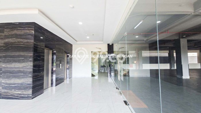 Kantor Dijual di Jakarta Selatan LT 965m2 & LB 4000m2 Lokasi Terbaik! Kantor Dijual di Jakarta Selatan LT 965m2 & LB 4000m2 Lokasi Terbaik!