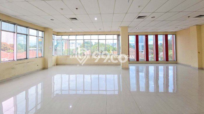Untuk Dijual! Kantor di Cikini Jakarta Pusat LT 547m2 / LB 1700m2 Kawasan Bisnis Untuk Dijual! Kantor di Cikini Jakarta Pusat LT 547m2 / LB 1700m2 Kawasan Bisnis