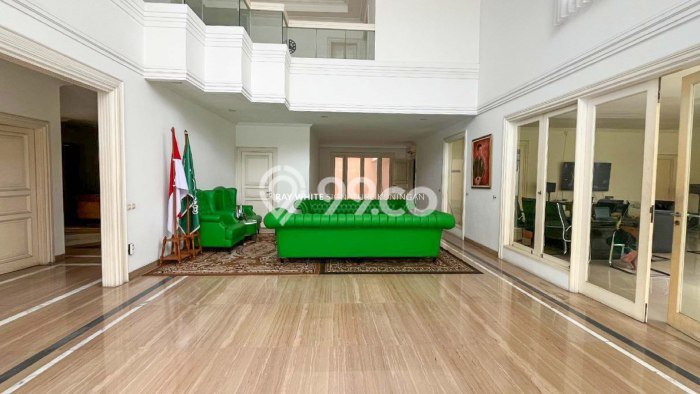 Rumah Luxury Modern Tanpa Renovasi di Mega Kuningan Jakarta Selatan Rumah Luxury Modern Tanpa Renovasi di Mega Kuningan Jakarta Selatan
