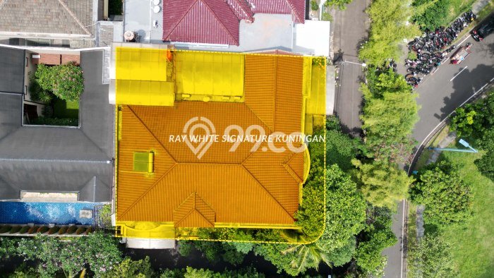 For Sale! Luxury House LT 604m2 Desain Modern di Mega Kuningan For Sale! Luxury House LT 604m2 Desain Modern di Mega Kuningan