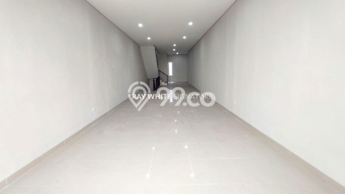 Kantor Bagus Dijual di Petukangan Jakarta Selatan Lokasi Strategis Cocok untuk Kembangkan Bisnis Kantor Bagus Dijual di Petukangan Jakarta Selatan Lokasi Strategis Cocok untuk Kembangkan Bisnis