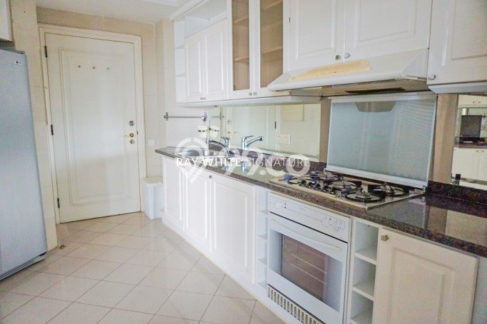 Dijual Apartemen Luxury di Setiabudi 2 Kamar & 2 Kamar Mandi Dijual Apartemen Luxury di Setiabudi 2 Kamar & 2 Kamar Mandi