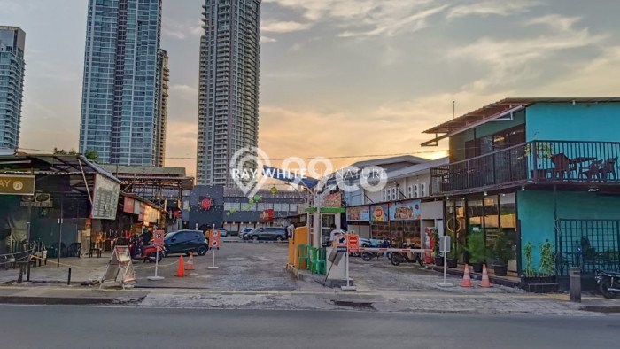 Rumah Elit Akses Mudah di Jakarta Selatan Rumah Elit Akses Mudah di Jakarta Selatan