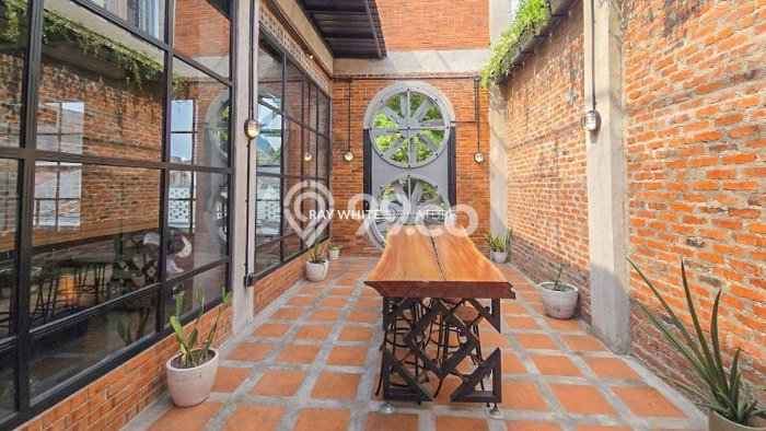 Rumah Luxury Modern Tanpa Renovasi di Setiabudi Jakarta Selatan Rumah Luxury Modern Tanpa Renovasi di Setiabudi Jakarta Selatan