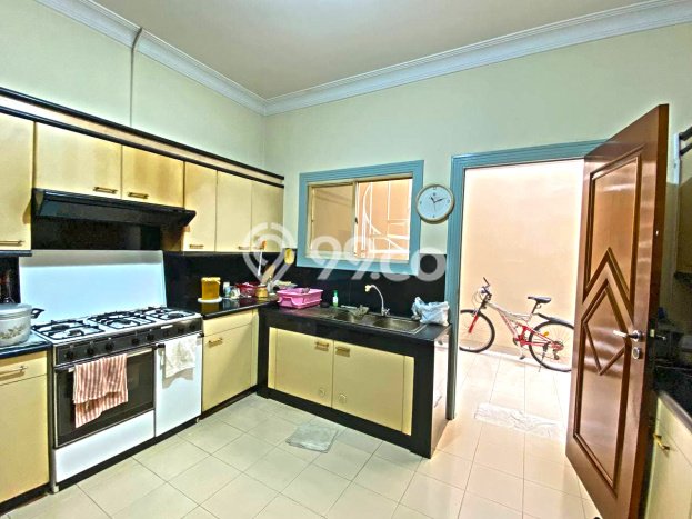 Siap Huni Rumah Mewah 6 Kamar di Pasar Minggu Dekat ke Mana Pun Siap Huni Rumah Mewah 6 Kamar di Pasar Minggu Dekat ke Mana Pun