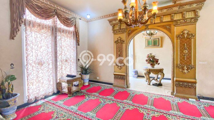Rumah Elit LB 650m2 Siap Huni Desain Elegan di Kramat, Jakarta Pusat Rumah Elit LB 650m2 Siap Huni Desain Elegan di Kramat, Jakarta Pusat