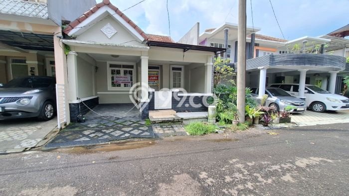 Rumah Minimalis 2 Kamar LT 90m2 di Sentul City Rumah Minimalis 2 Kamar LT 90m2 di Sentul City
