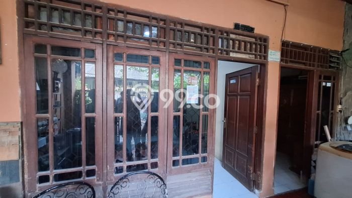 Dijual Rumah 4 Kamar Lokasi Ideal Nyaman dan Strategis di Karawaci Dijual Rumah 4 Kamar Lokasi Ideal Nyaman dan Strategis di Karawaci