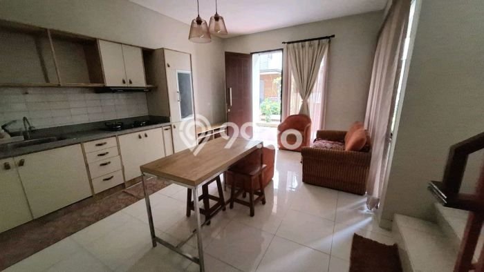 Jual Rumah Eksklusif 3 KT di BSD Green Wich, Tangerang Jual Rumah Eksklusif 3 KT di BSD Green Wich, Tangerang