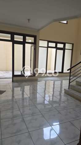 Hunian Mewah LB 370m2 Siap Huni Desain Elegan di Alam Sutera, Tangerang Hunian Mewah LB 370m2 Siap Huni Desain Elegan di Alam Sutera, Tangerang