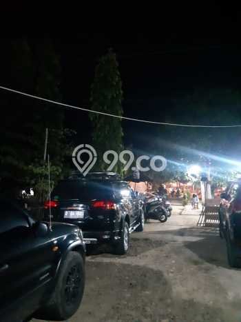 Area Ramai! Komersial Dijual di Sukra untuk Bisnis Luas Bangunan 200m2 Area Ramai! Komersial Dijual di Sukra untuk Bisnis Luas Bangunan 200m2