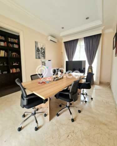 Siap Huni Hunian Elit 6 Kamar di Kebayoran Lama Dekat ke Mana Saja Siap Huni Hunian Elit 6 Kamar di Kebayoran Lama Dekat ke Mana Saja