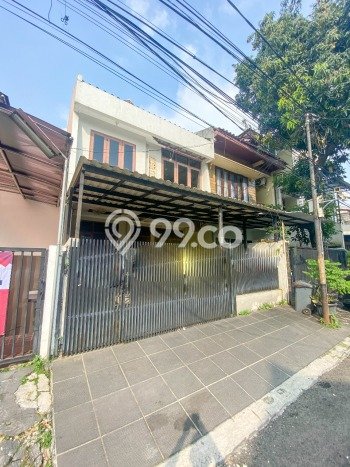 Ready to Use! Luxury House LT 116m2 Desain Elegan di Pondok Indah Ready to Use! Luxury House LT 116m2 Desain Elegan di Pondok Indah