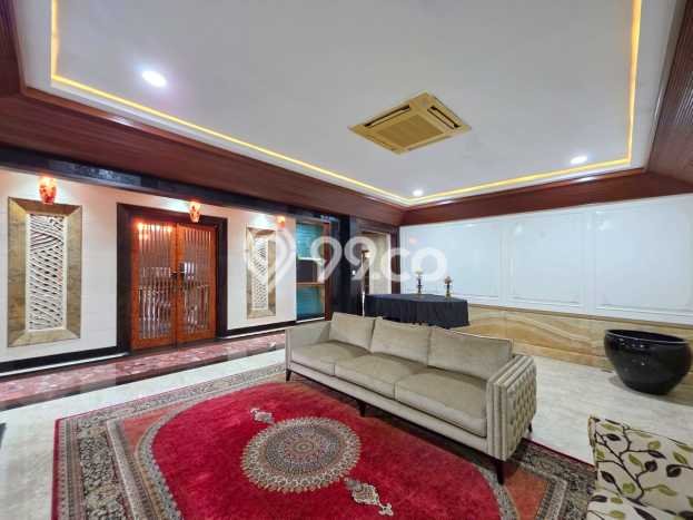 Rumah Mewah LB 800m2 Siap Huni Desain Elegan di Pondok Indah, Jakarta Selatan Rumah Mewah LB 800m2 Siap Huni Desain Elegan di Pondok Indah, Jakarta Selatan
