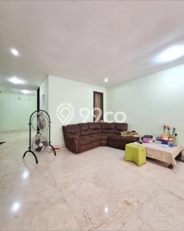 Rumah Elit Modern Tanpa Renovasi di Lebak Bulus Jakarta Selatan Rumah Elit Modern Tanpa Renovasi di Lebak Bulus Jakarta Selatan