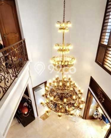 Jual Rumah Mewah Megah Dengan View Eksklusif di Veteran, Jakarta Selatan Jual Rumah Mewah Megah Dengan View Eksklusif di Veteran, Jakarta Selatan