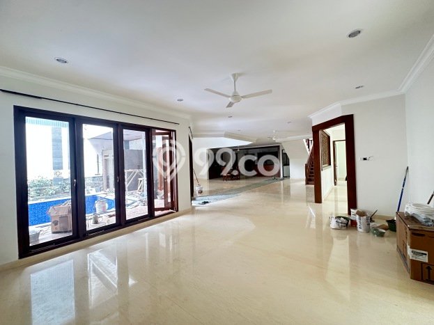 Rumah Eksklusif Dijual LT 650m2 di Cilandak, Jakarta Selatan Rumah Eksklusif Dijual LT 650m2 di Cilandak, Jakarta Selatan