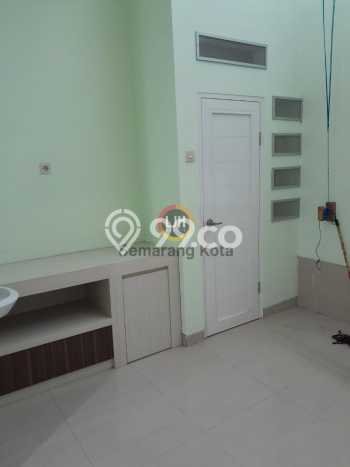 For Sale Rumah 2 Kamar Lokasi Ideal Bagus dan Strategis di Semarang Tengah For Sale Rumah 2 Kamar Lokasi Ideal Bagus dan Strategis di Semarang Tengah