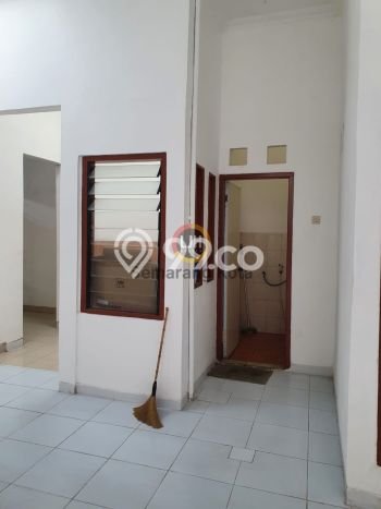 Jual Rumah Minimalis Bagus Punya 3 KT di Banyumanik Semarang SHM Jual Rumah Minimalis Bagus Punya 3 KT di Banyumanik Semarang SHM